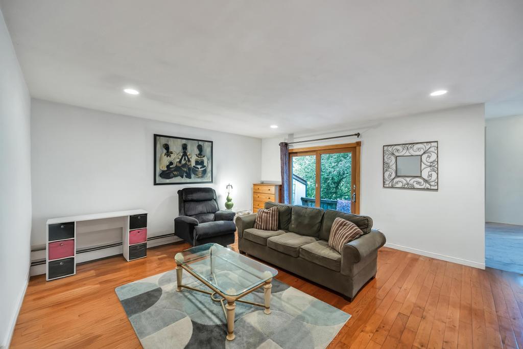 73 Richmond Boulevard #4B, Ronkonkoma, New York image 11