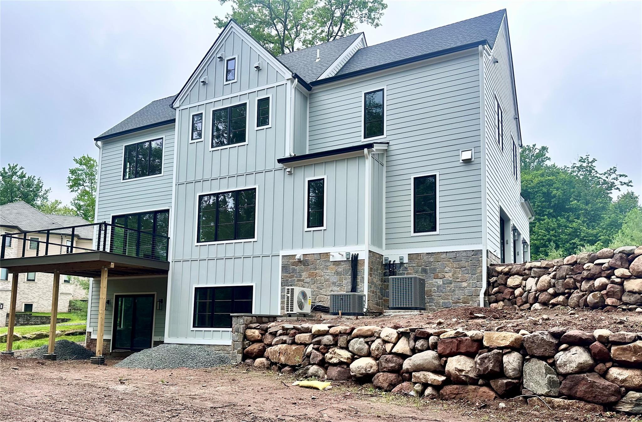 9 Ogrady Court, Orangeburg, New York image 3