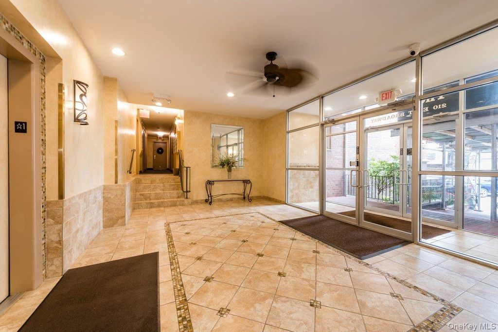 Photo of 210 E Broadway #4D, Long Beach, NY 11561 (MLS # 993114)