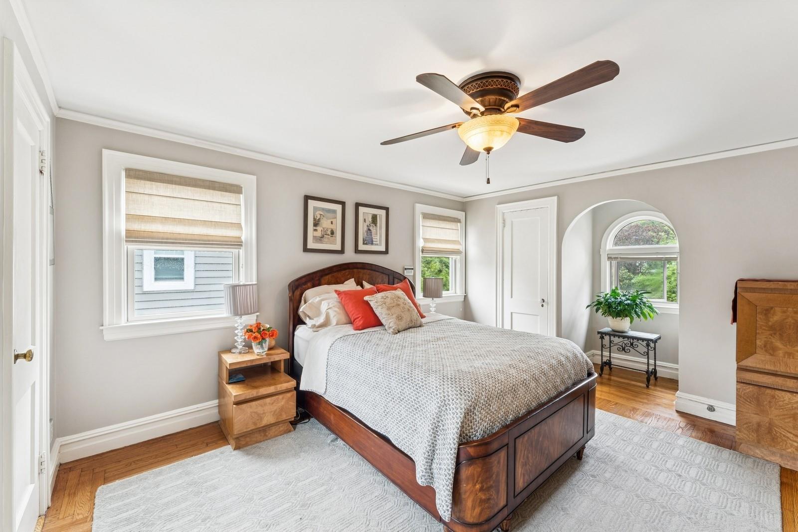 32 Lexington Street St, Rockville Centre, New York image 26
