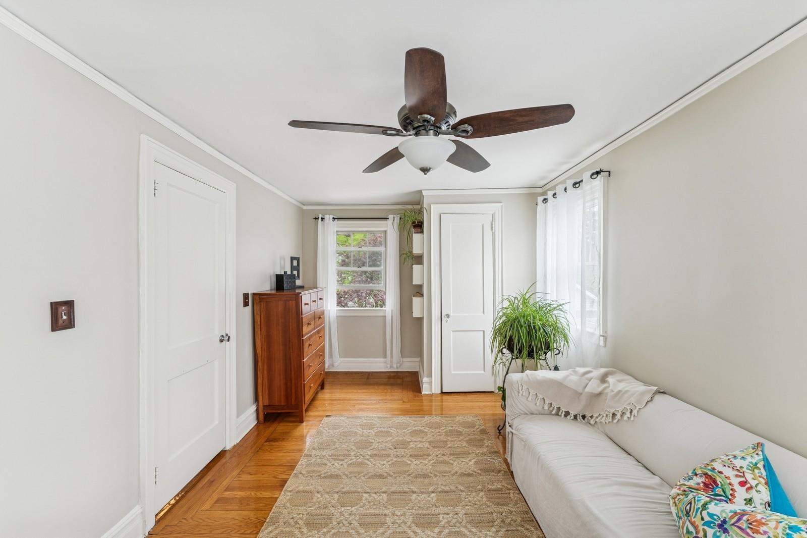 32 Lexington Street St, Rockville Centre, New York image 21