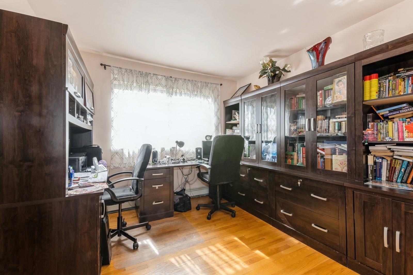 2935 Rockaway Avenue, Oceanside, New York image 19