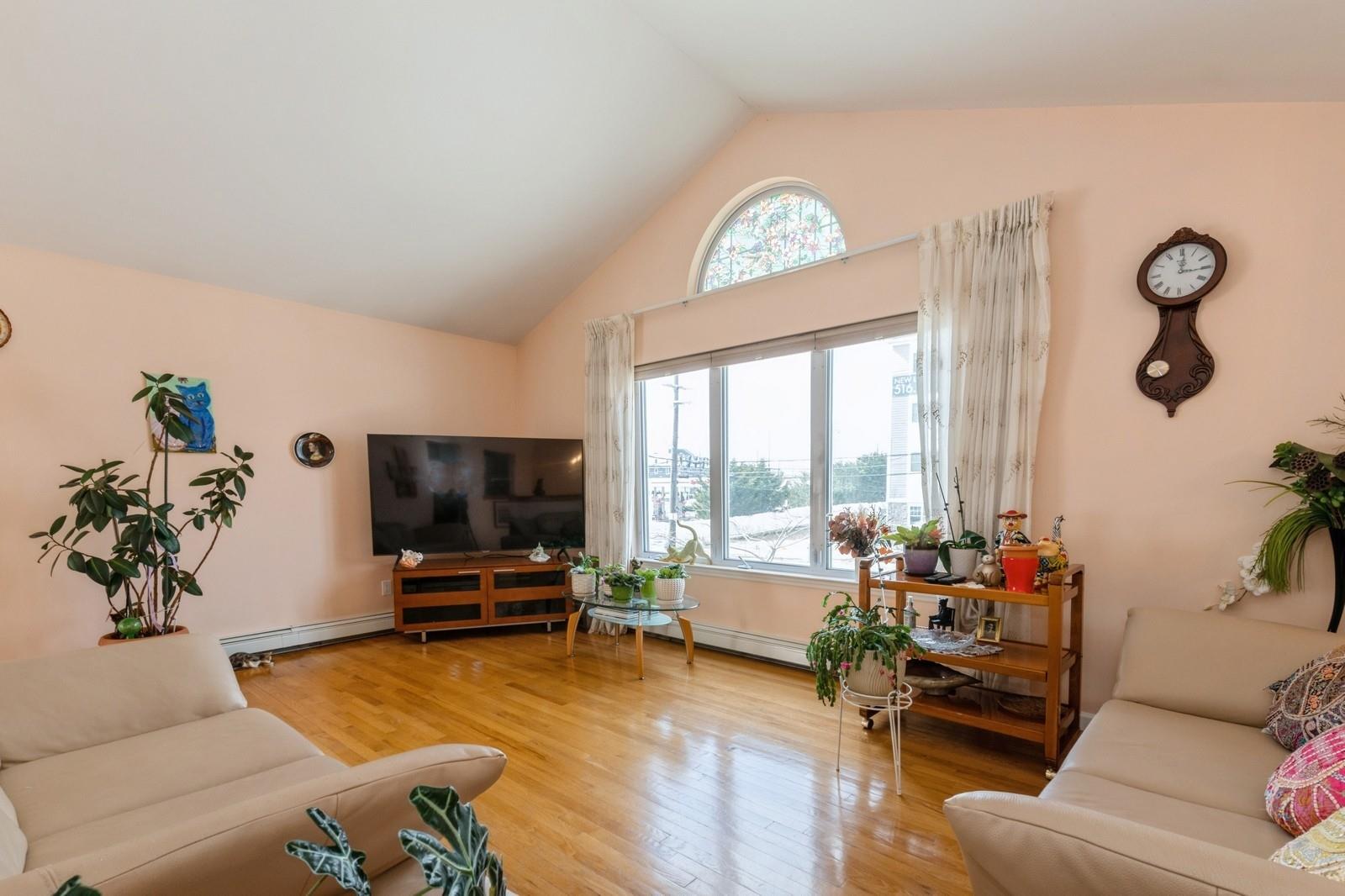 2935 Rockaway Avenue, Oceanside, New York image 9