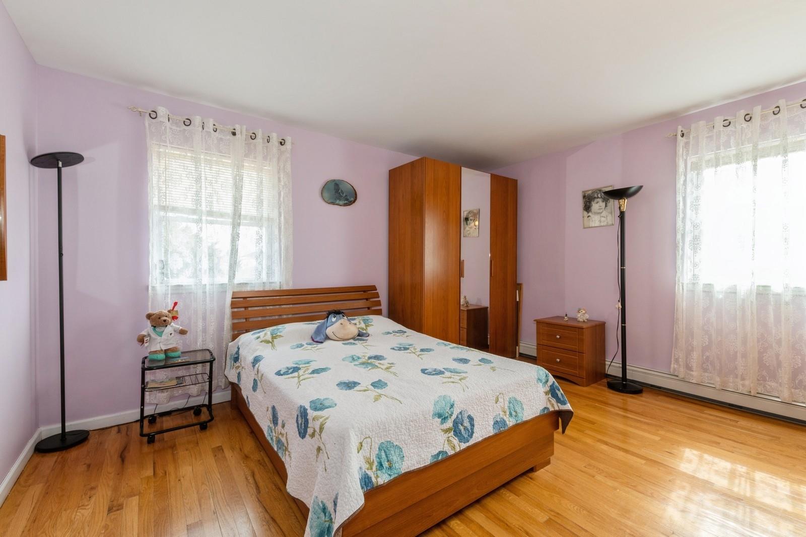 2935 Rockaway Avenue, Oceanside, New York image 18