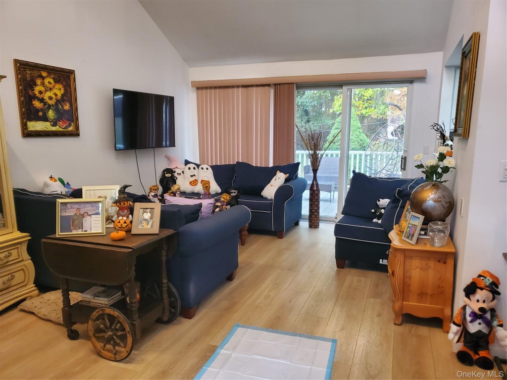 Photo of 102 1st Avenue, Kings Park, NY 11754 (MLS # 1068675)
