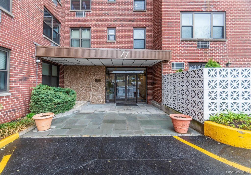 Photo of 77 Carpenter Avenue #3B, Mount Kisco, NY 10549 (MLS # 978672)