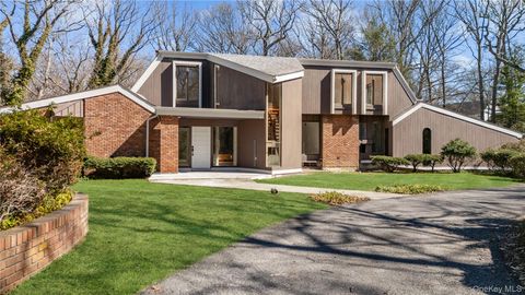 Homes For Sale - 12 Lost Meadow Lane<br/> Port Jefferson, NY 11777