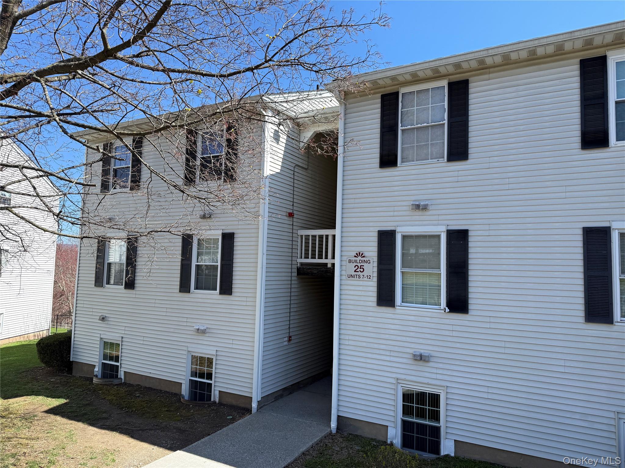 25 Lexington Hill 8