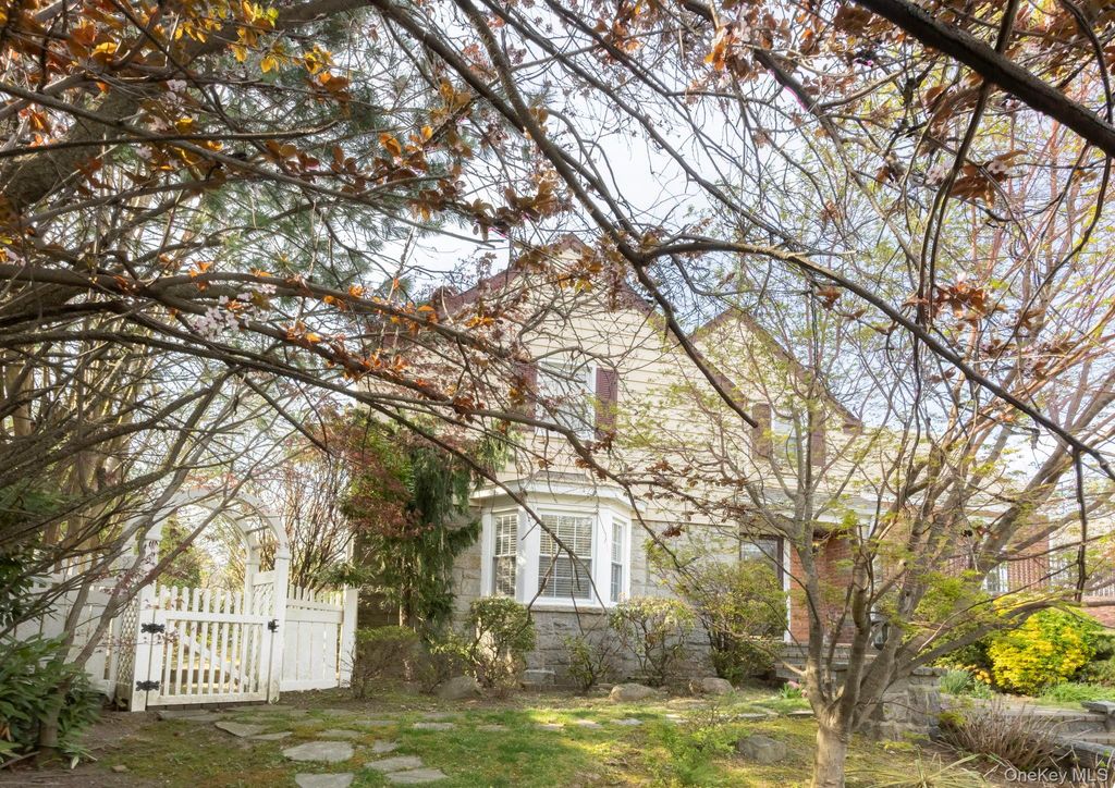 Photo of 215-15 86th Avenue, Hollis Hills, NY 11427 (MLS # 983612)