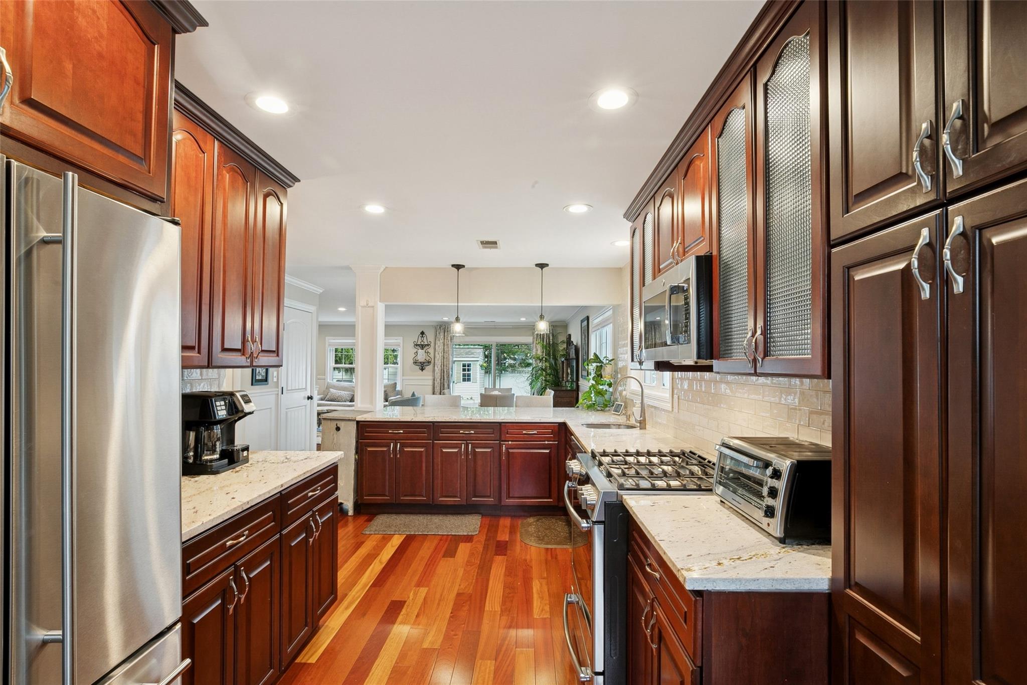 12 Currier Avenue, Melville, New York image 9