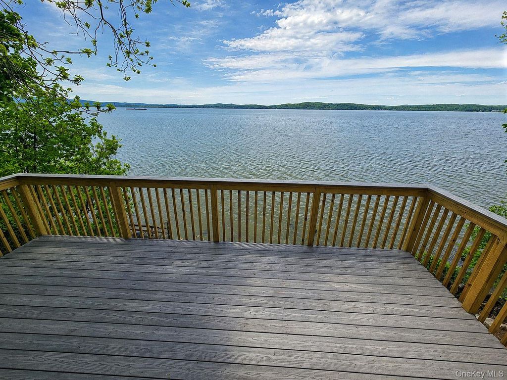 Photo of 44 Riverside Avenue, Haverstraw, NY 10927 (MLS # 994512)