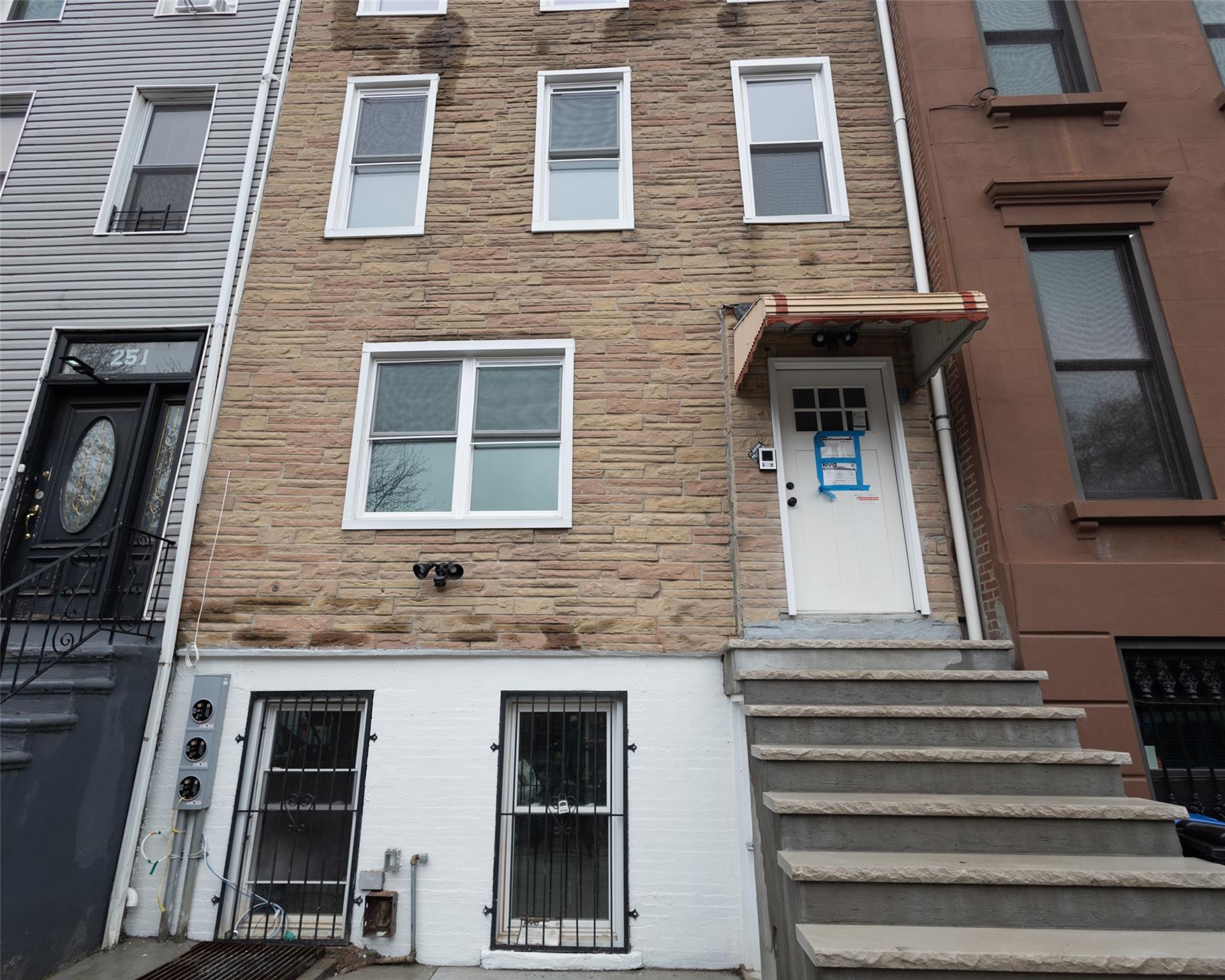 253 Monroe Street