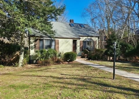 7 Hazelwood Huntington NY 11743