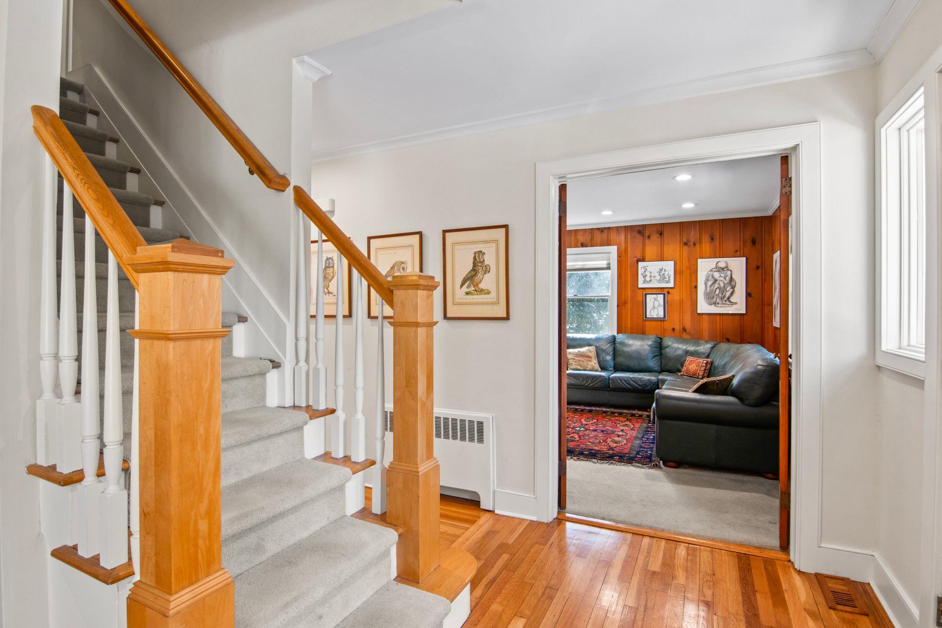 63 Cedar Street, Stony Brook, New York image 4