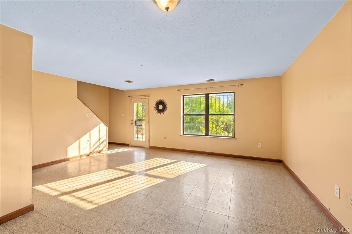 901 Prospect Avenue C