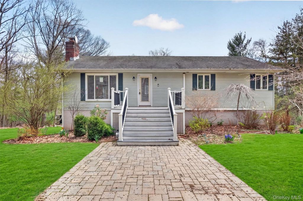 Photo of 55 G Fischer Road, Olivebridge, NY 12461 (MLS # 968807)