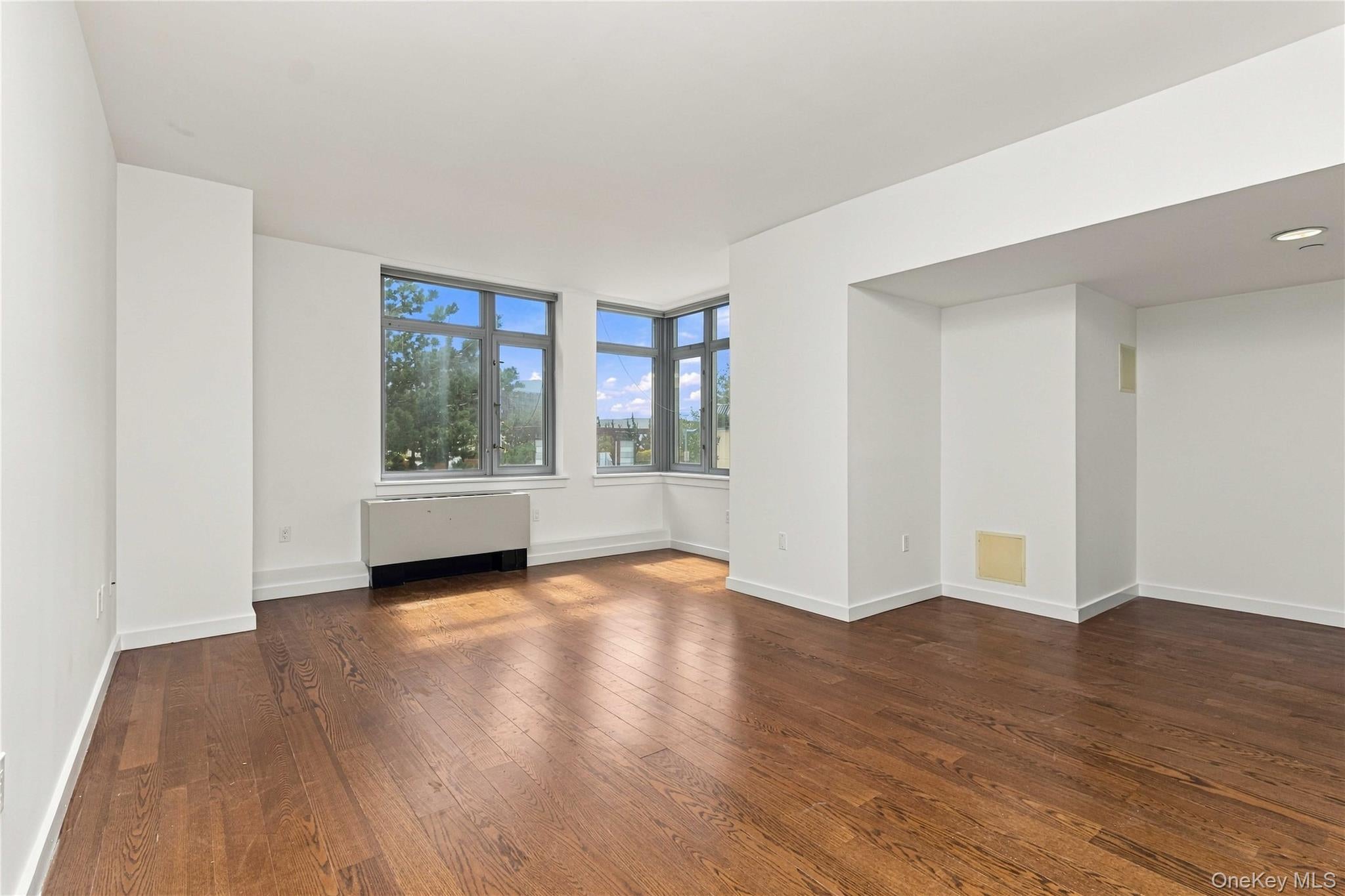 40-26 College Point Boulevard 8N