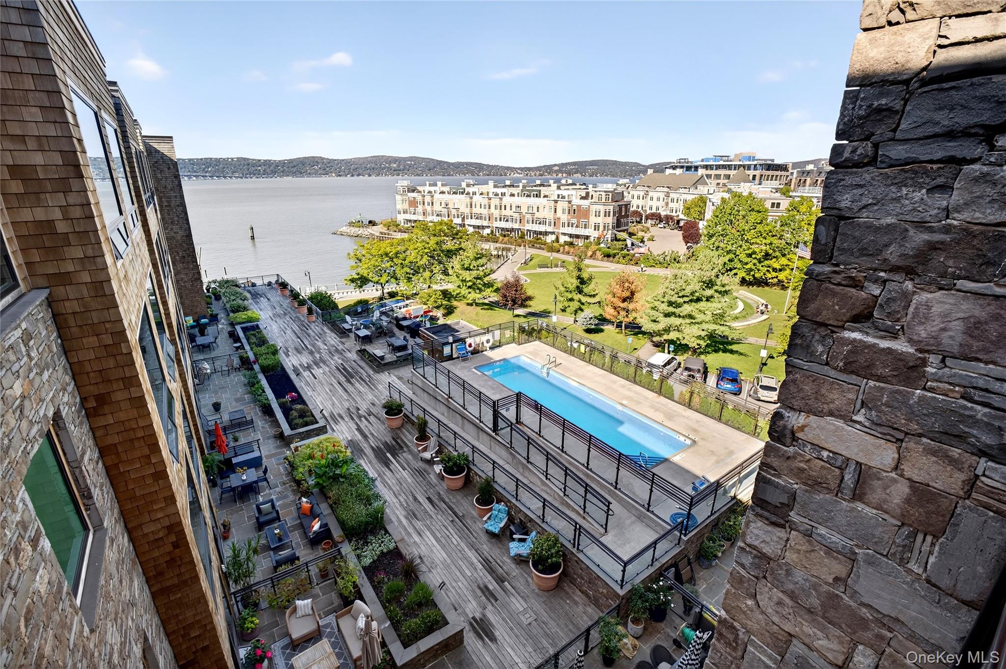 11 River Street 412