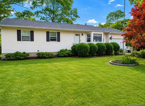 Homes For Sale - 423 Free State Drive<br/> Shirley, NY 11967