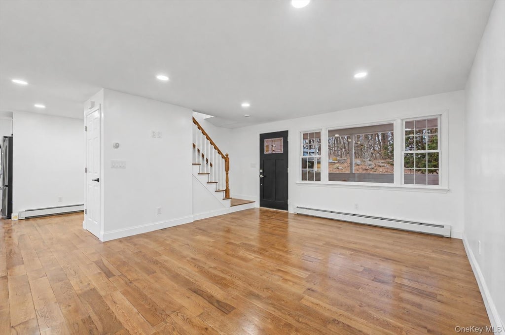 Photo of 16 Cold Spring Road, Putnam Valley, NY 10579 (MLS # 1041018)
