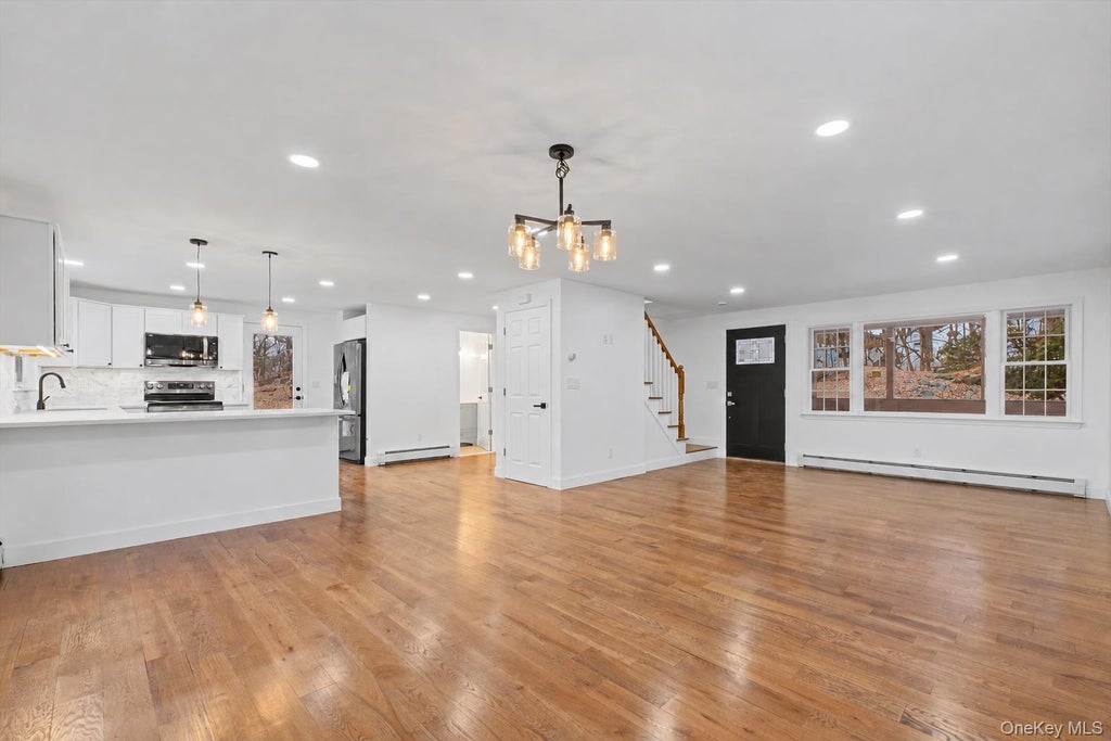 Photo of 16 Cold Spring Road, Putnam Valley, NY 10579 (MLS # 1041018)