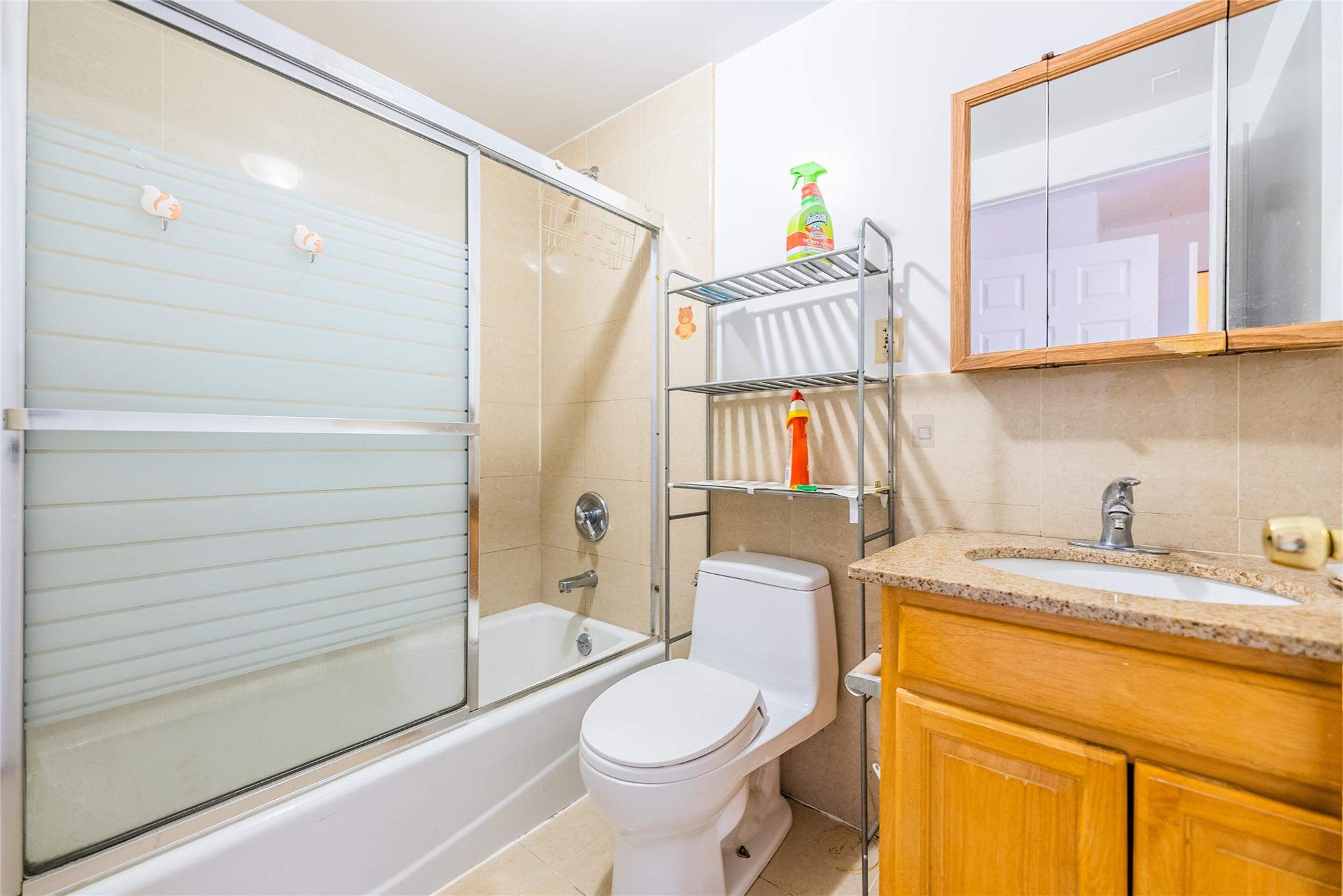 35-06 Leavitt St #3E, Flushing, New York image 11