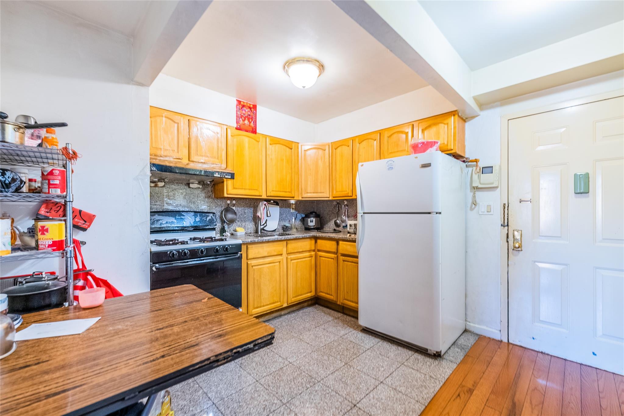 35-06 Leavitt St #3E, Flushing, New York image 7