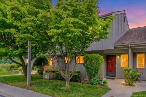 Condo For Sale - 37 Rondout Harbor<br/> Ulster County, Port Ewen, NY 12466