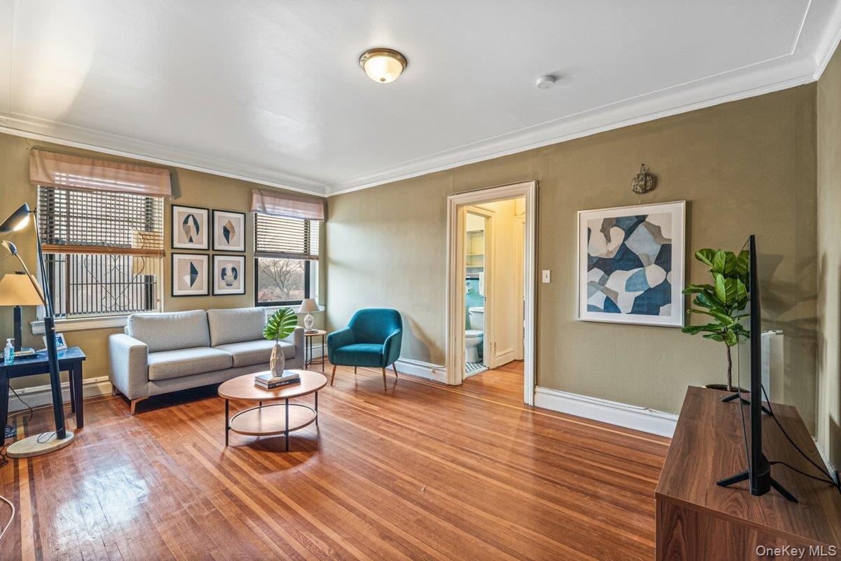 77-16 Austin Street 5L