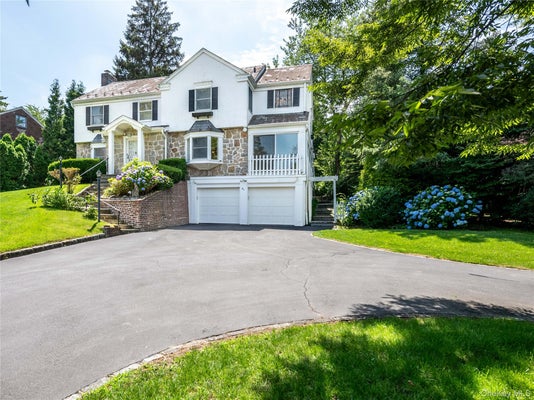 91 PICKWICK RD, MANHASSET, NY 11030 - Image cc8ff1fa046df57e1c6aa02ed77b4c8a/4069478307