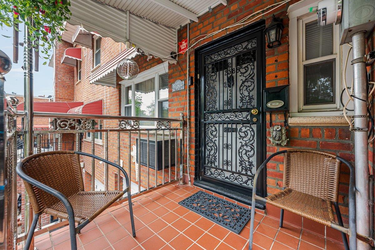 2588 Stedman Place, Bronx, New York image 2