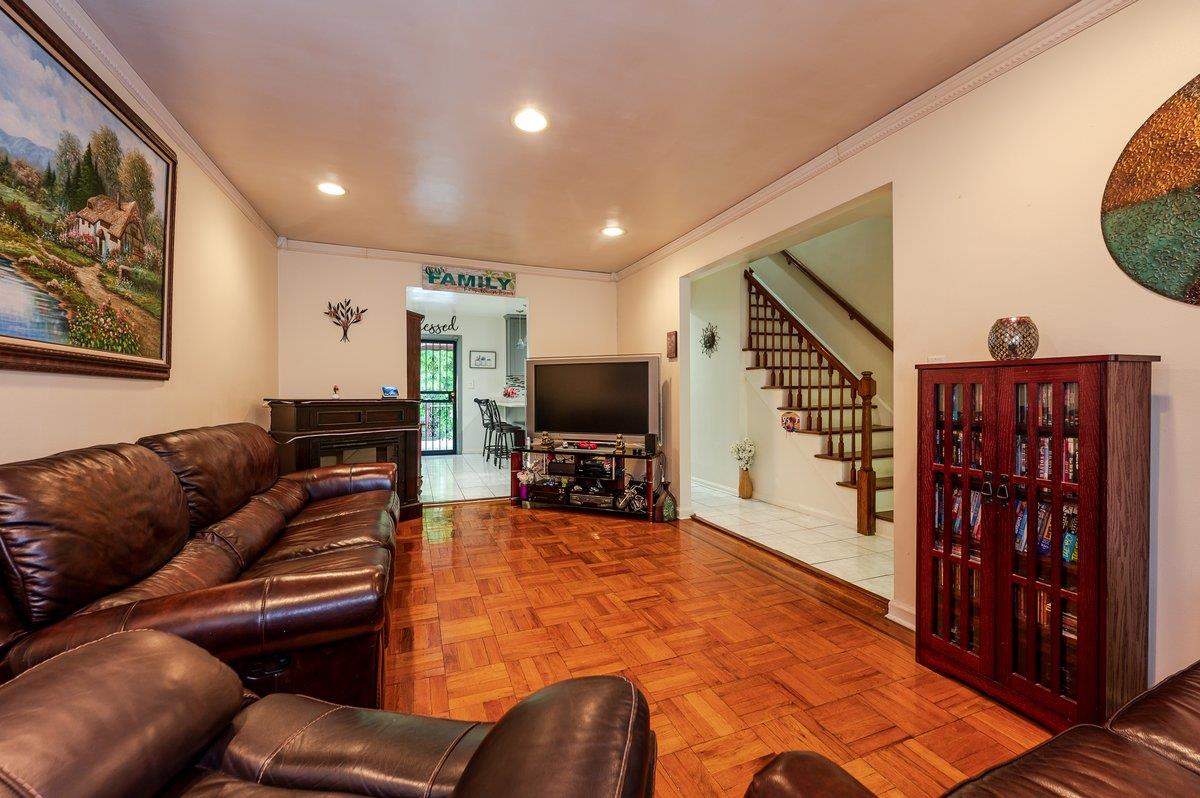 2588 Stedman Place, Bronx, New York image 18