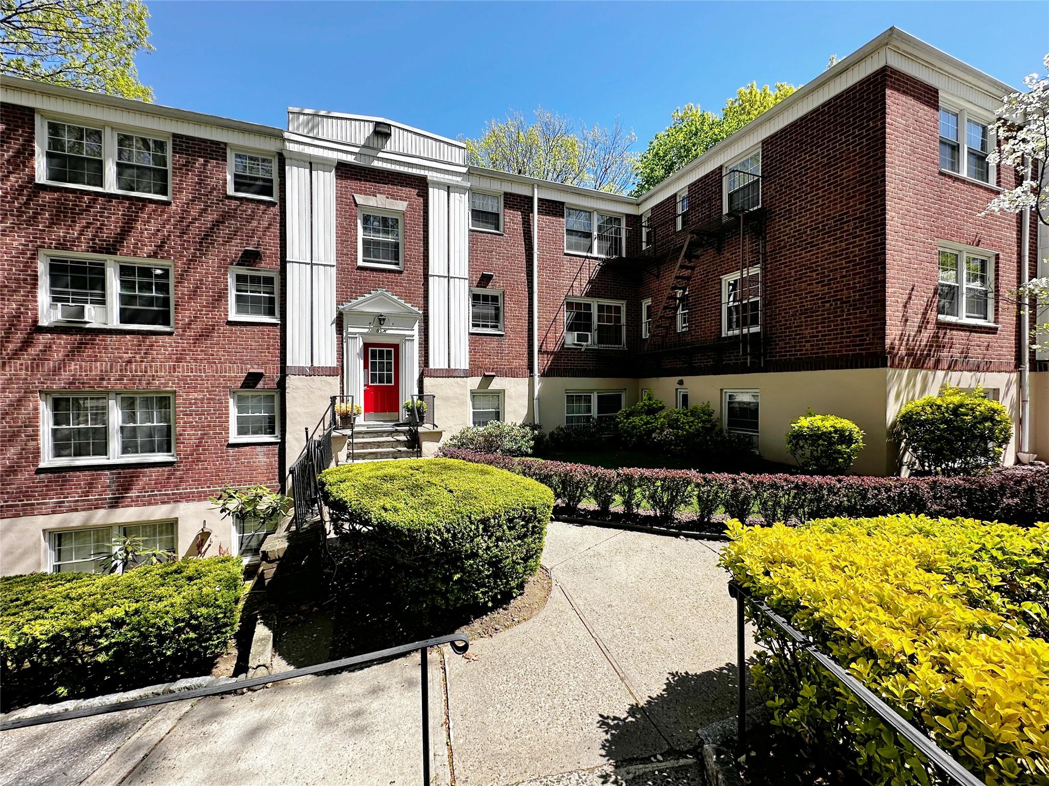 63 N Rockledge Road #GC, Bronxville, New York image 19