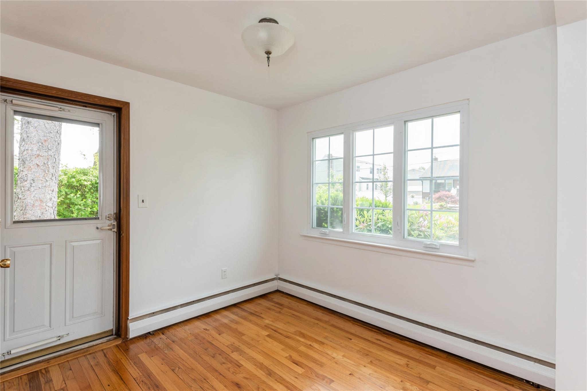 233 Violet Street, Massapequa Park, New York image 5