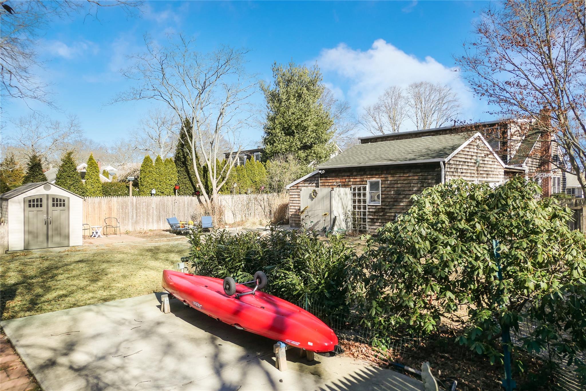 76 N Howells Point Road, Bellport Village, New York image 29