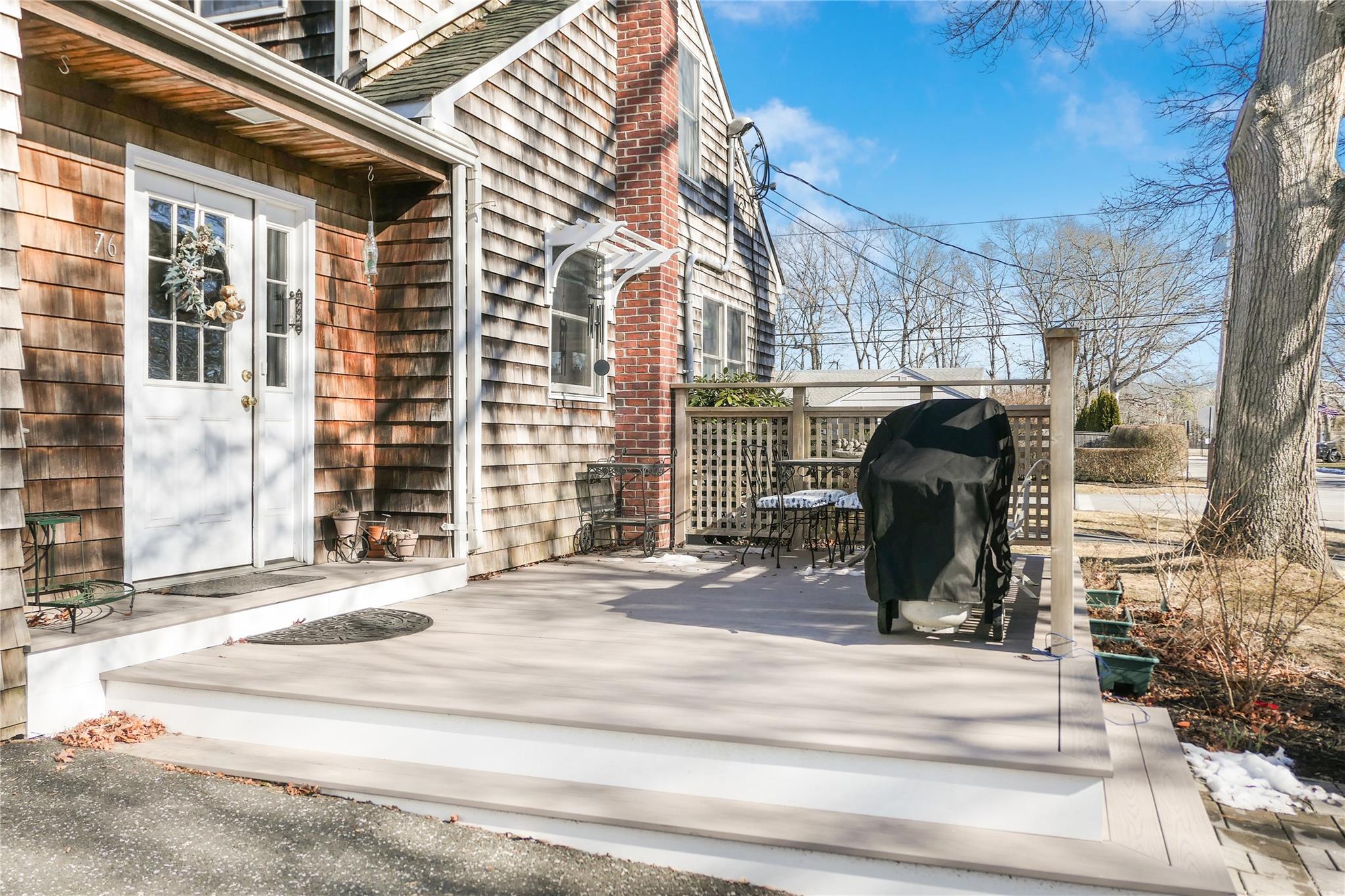 76 N Howells Point Road, Bellport Village, New York image 33