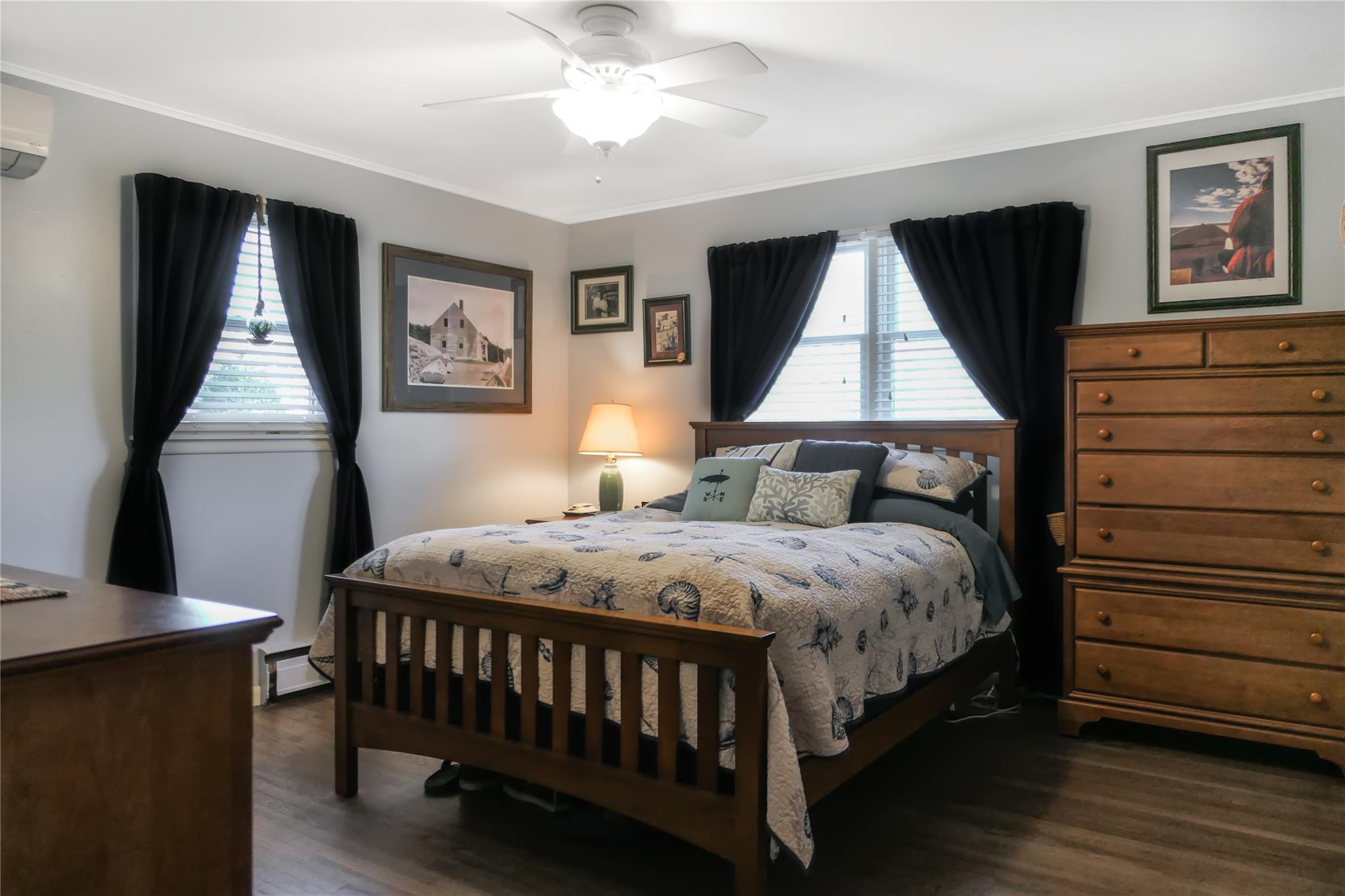 76 N Howells Point Road, Bellport Village, New York image 16