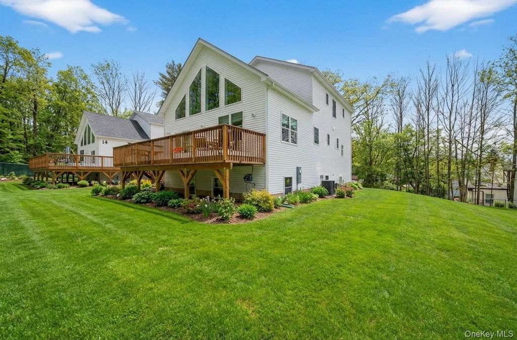 Photo of 12 Lew Street, Woodridge, NY 12789 (MLS # 962177)