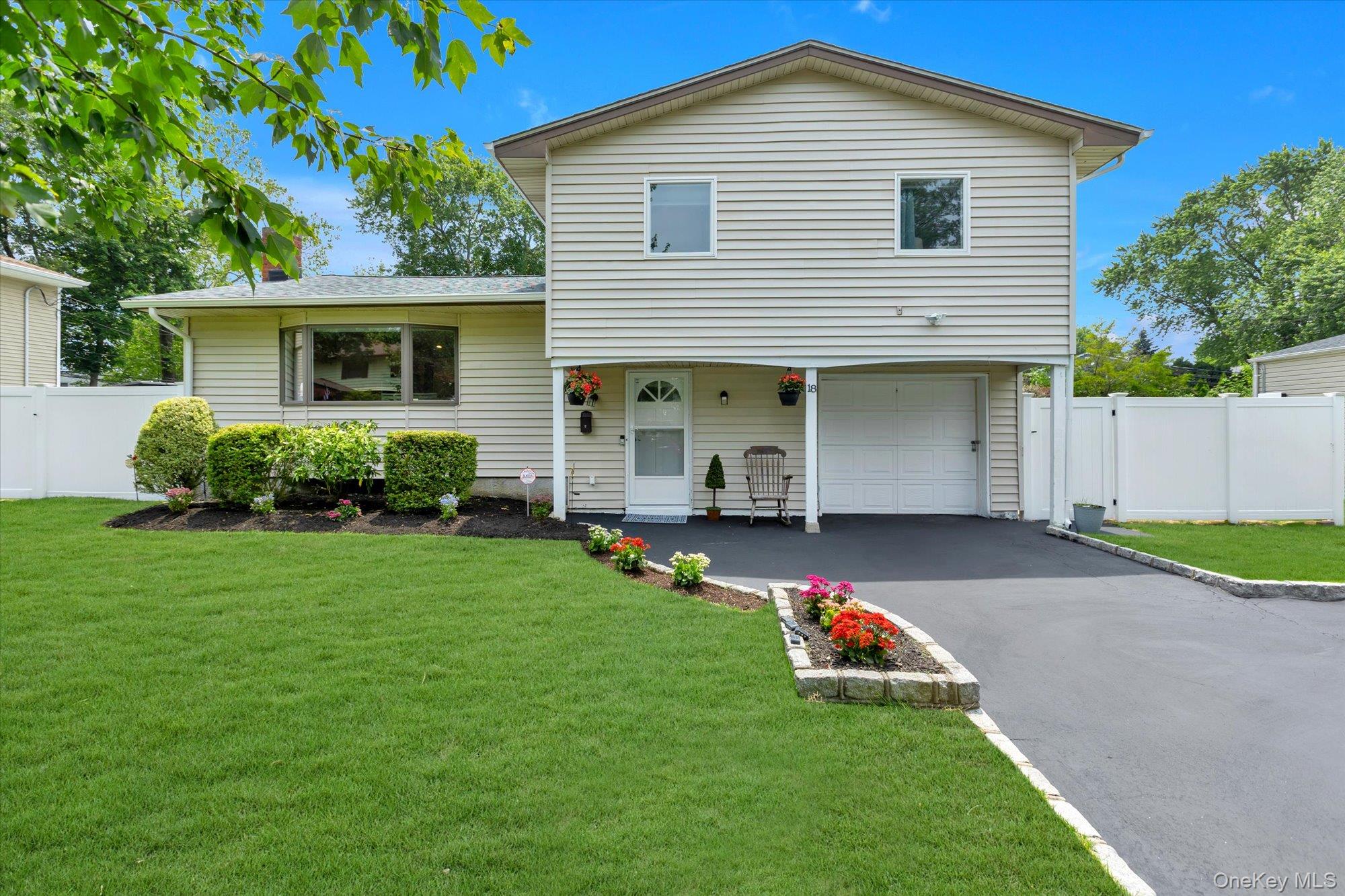 18 Catherwood Crescent