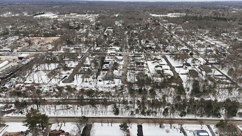 Vacant Land For Sale - Railroad Avenue<br/> Medford, NY 11763