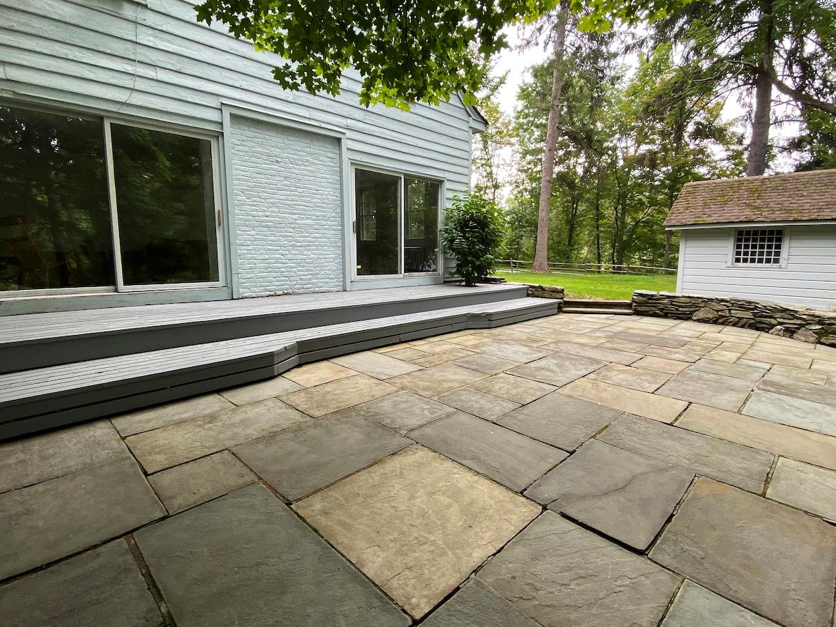 Millbrook, New York 12545, United States, 5 Bedrooms Bedrooms, ,4 BathroomsBathrooms,Residential,Active,136545