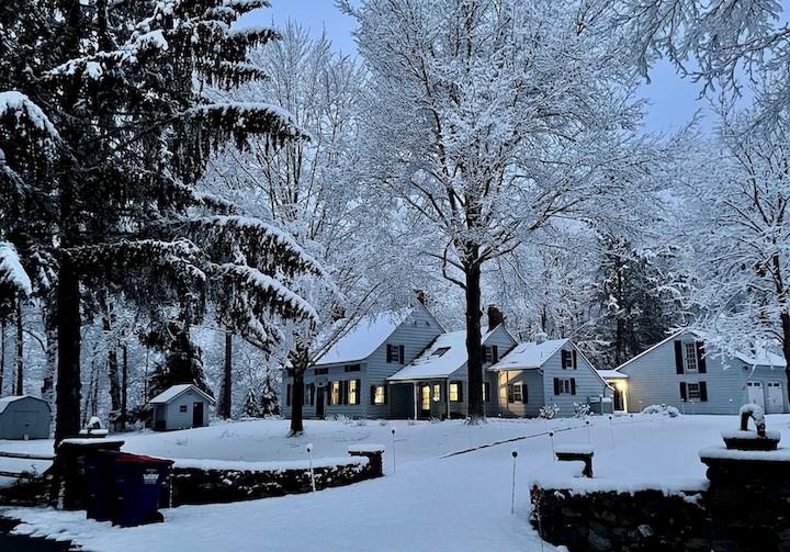 Millbrook, New York 12545, United States, 5 Bedrooms Bedrooms, ,4 BathroomsBathrooms,Residential,Active,136545