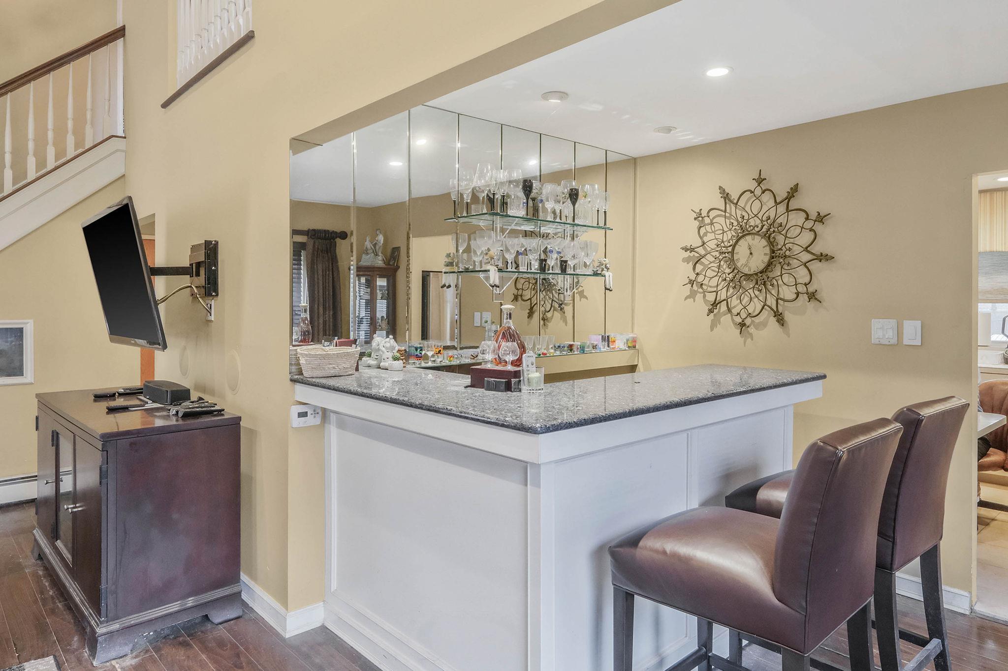 12 Grand Canyon Lane, Coram, New York image 6