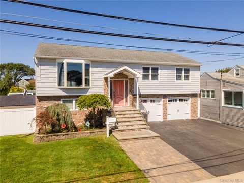 Photo of 110 Stirling Avenue, Freeport, NY 11520 (MLS # 892381) Photo of 110 Stirling Avenue, Freeport, NY 11520 (MLS # 892381)