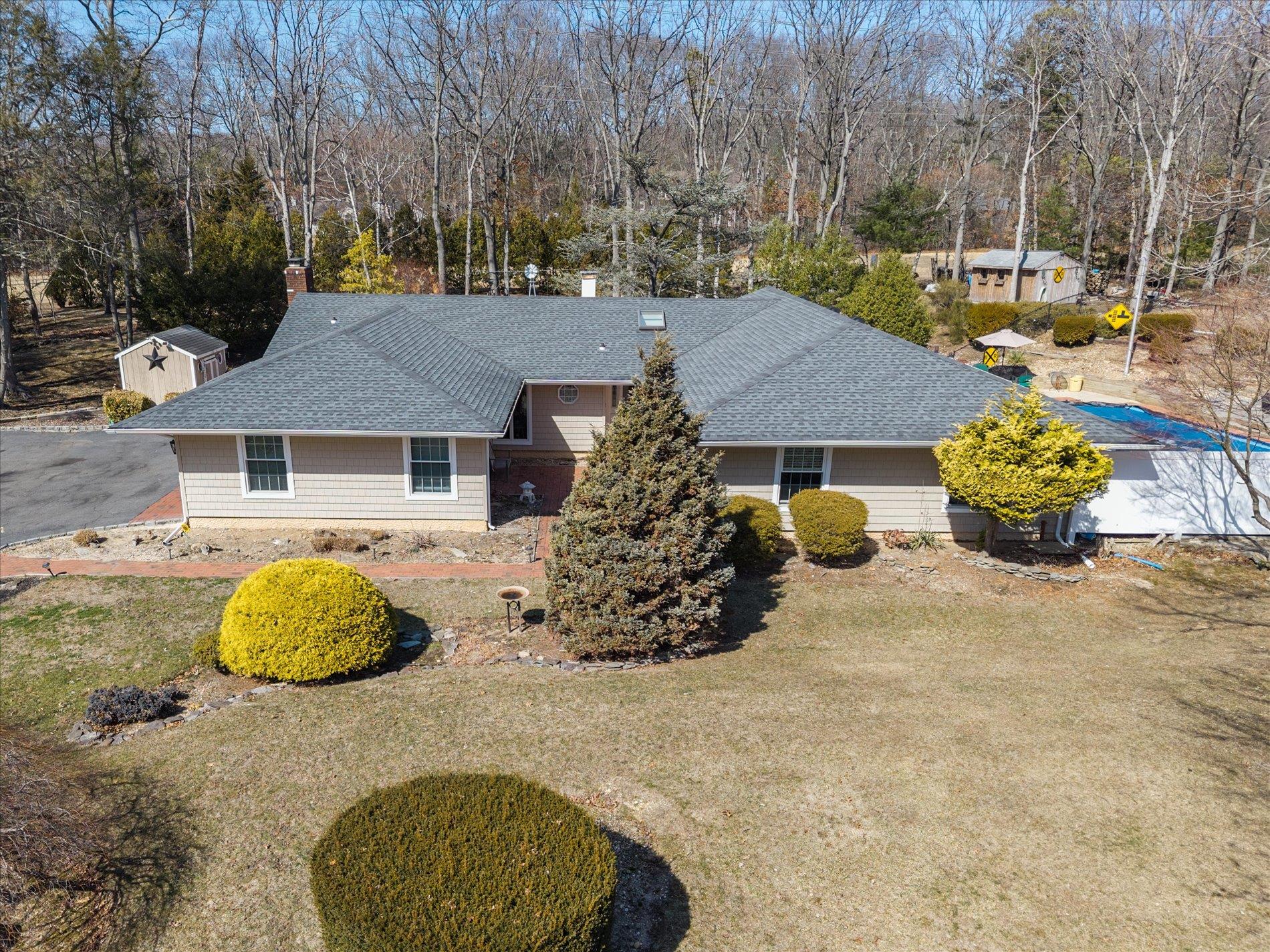 6 Leighton Court, Melville, New York image 4
