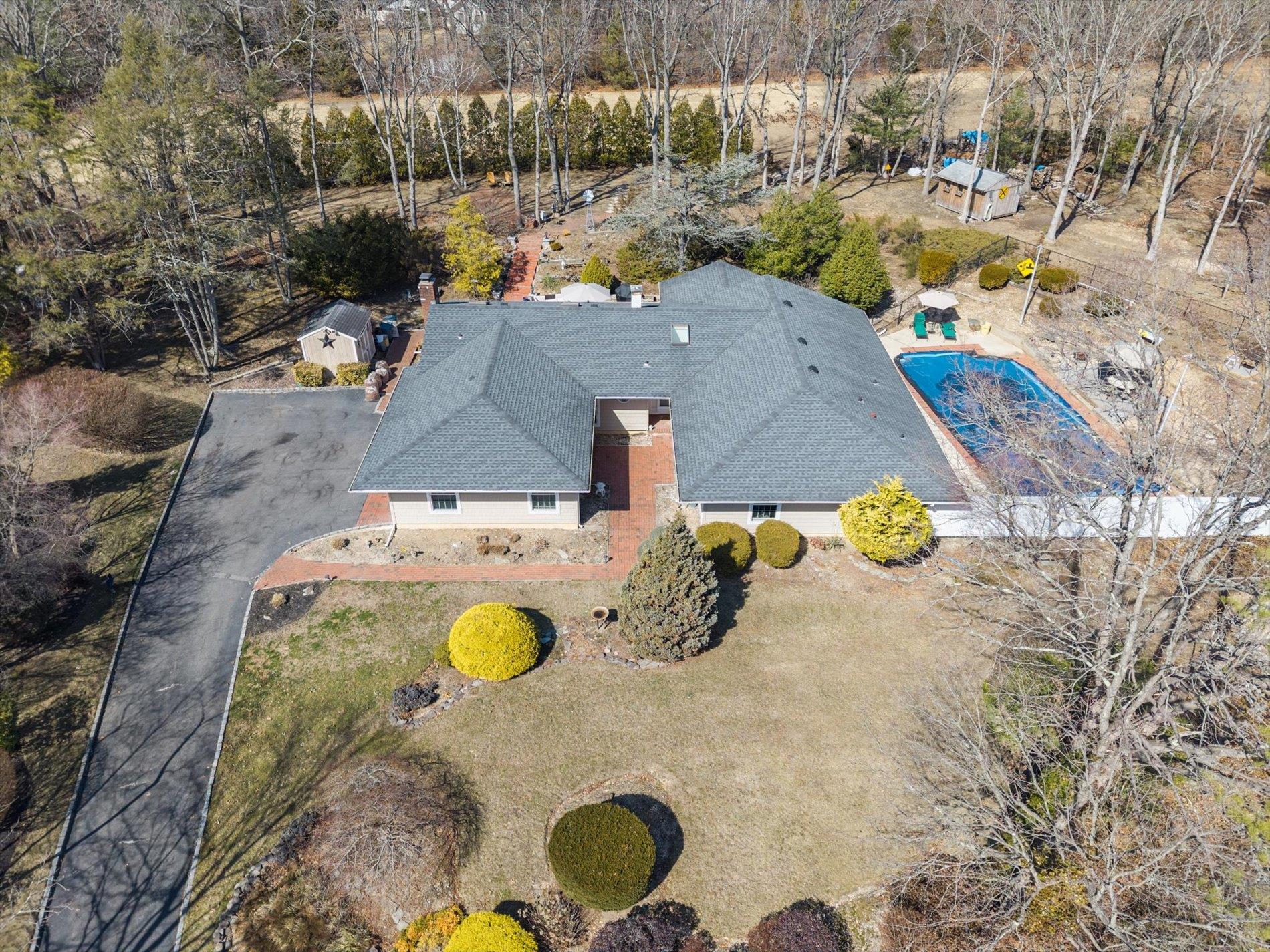 6 Leighton Court, Melville, New York image 6