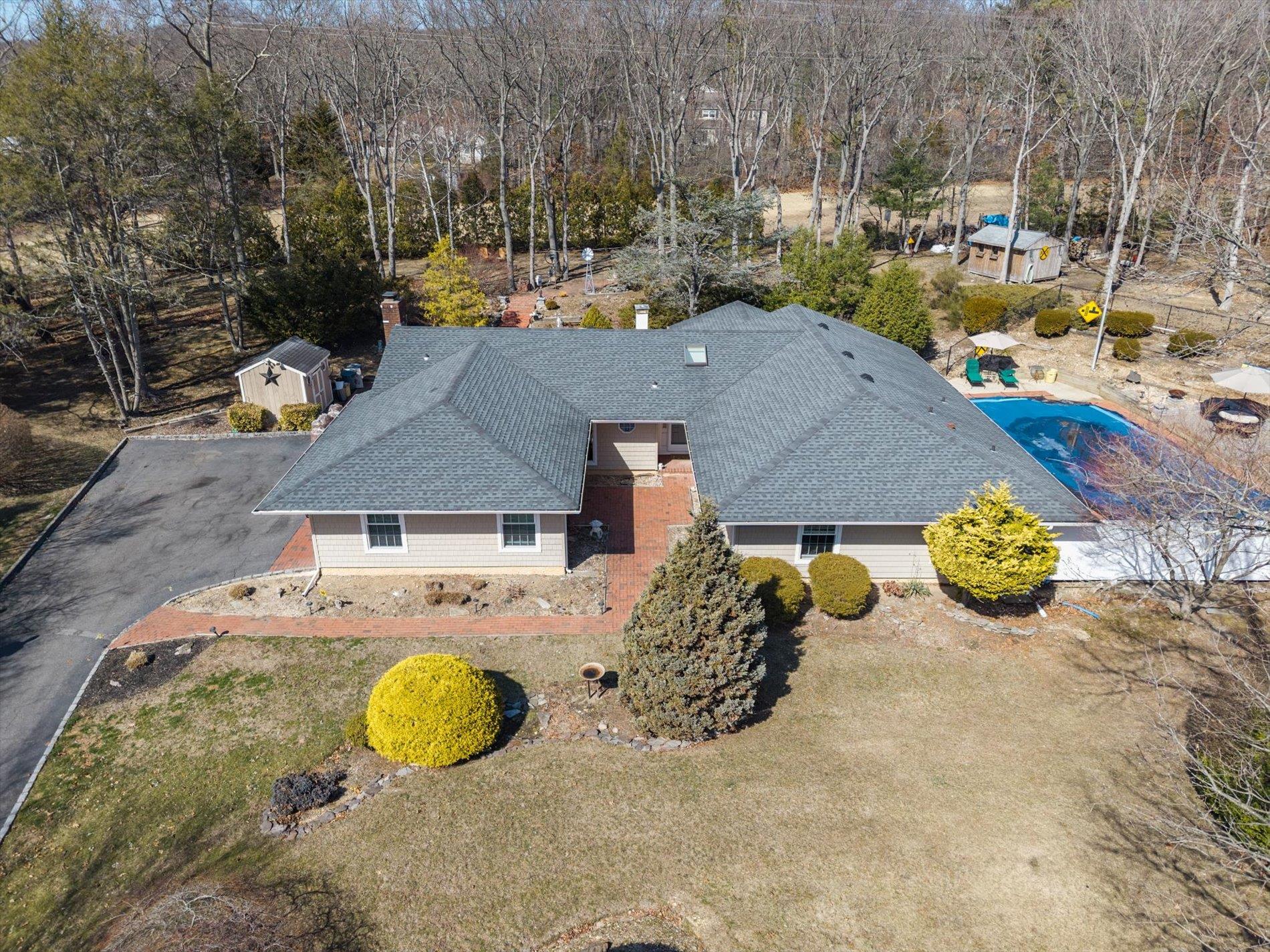 6 Leighton Court, Melville, New York image 5