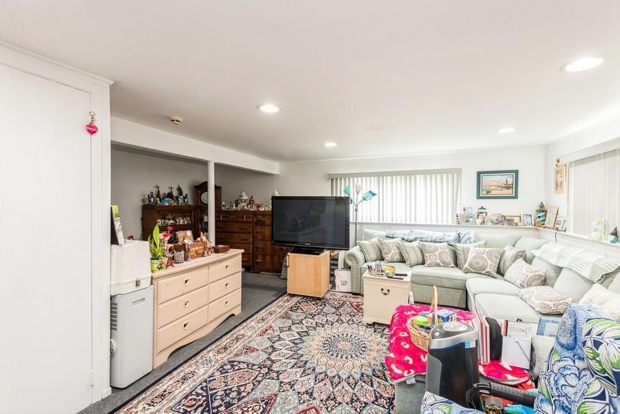 10 Ronnie Lane, Bethpage, New York image 21