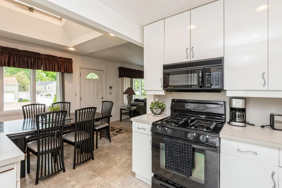 10 Ronnie Lane, Bethpage, New York image 13
