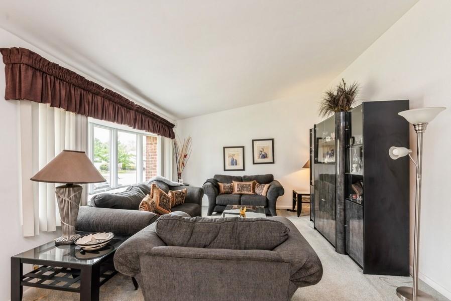 10 Ronnie Lane, Bethpage, New York image 5